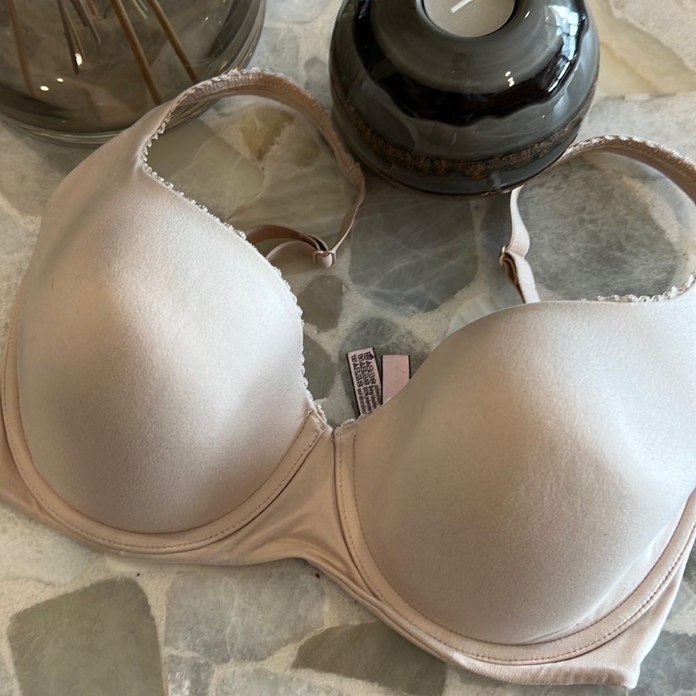 Body by Victoria convertible tan bra  34DDD